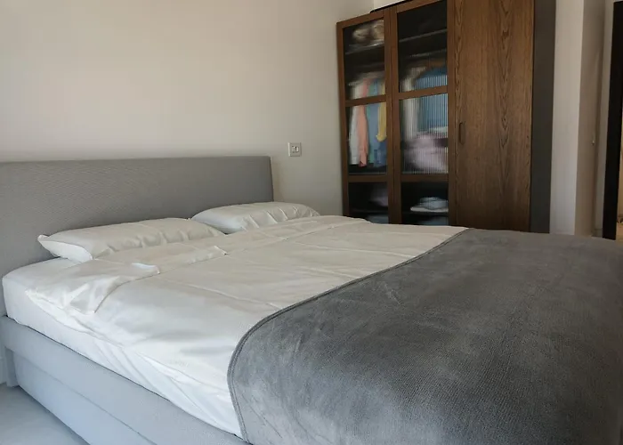 Cozy At Romexpo Διαμέρισμα *